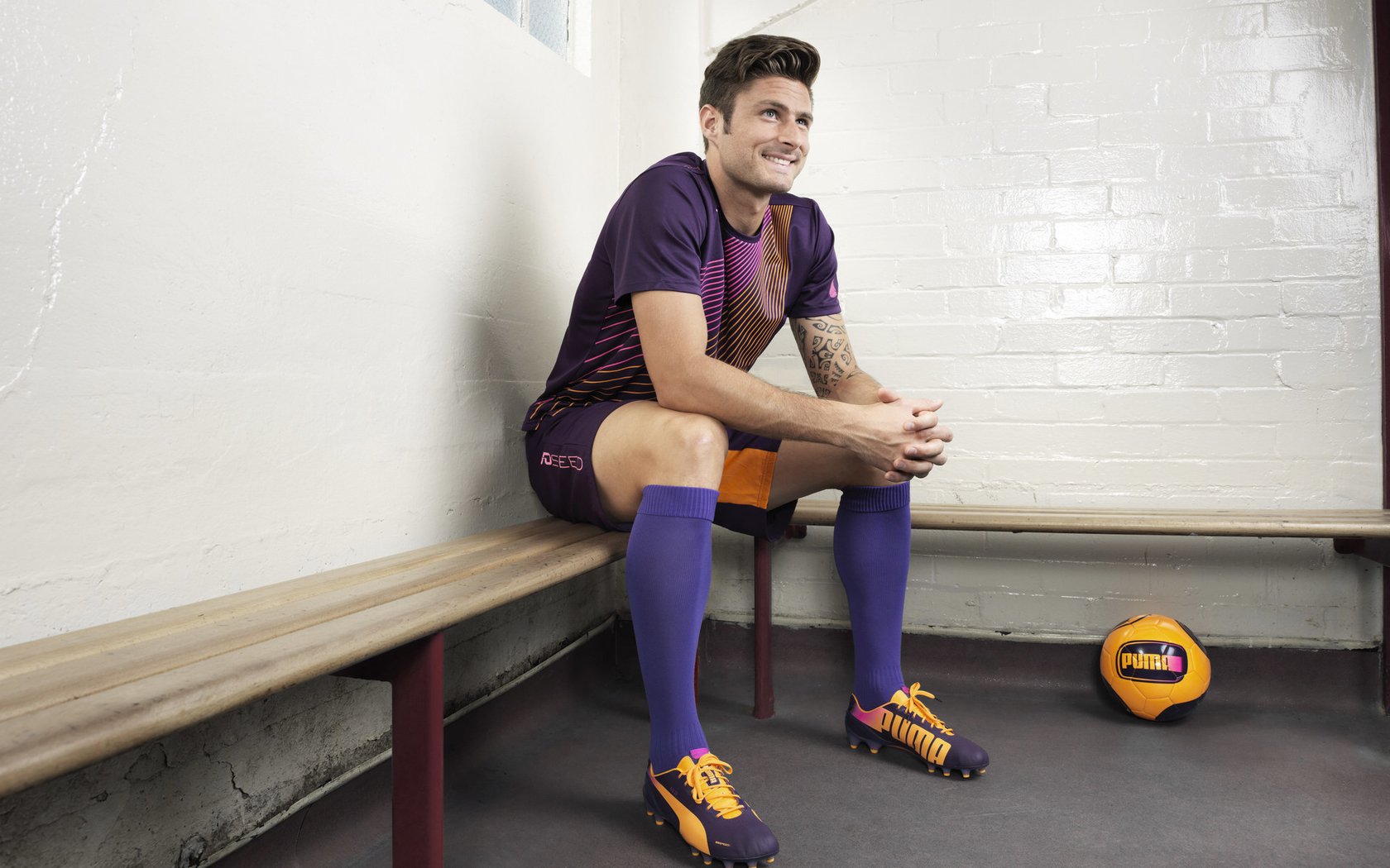 _湖人队士气高涨，迎来赢势_，湖人对队员