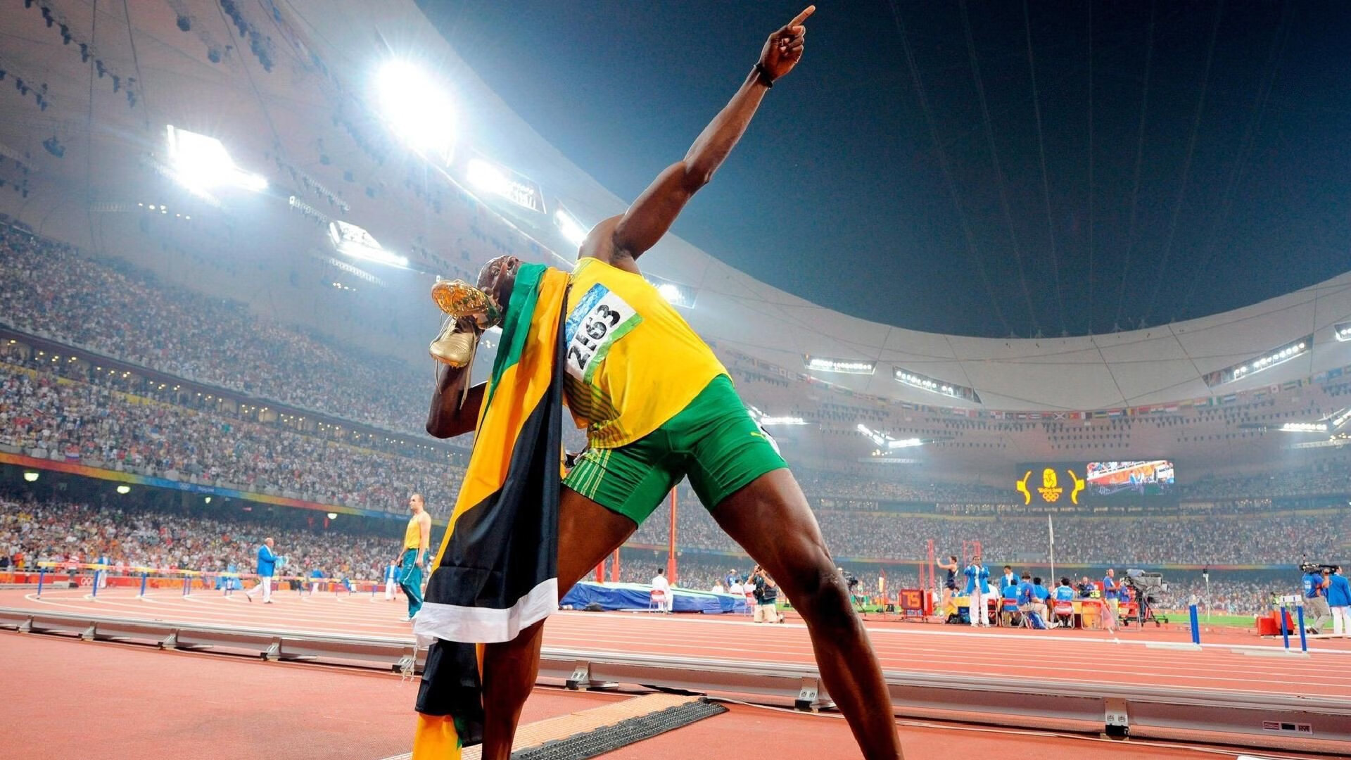 “字母哥封盖绝杀，雄鹿队力克对手”，雄鹿主帅_字母哥取得很好进展 但无复出时间表