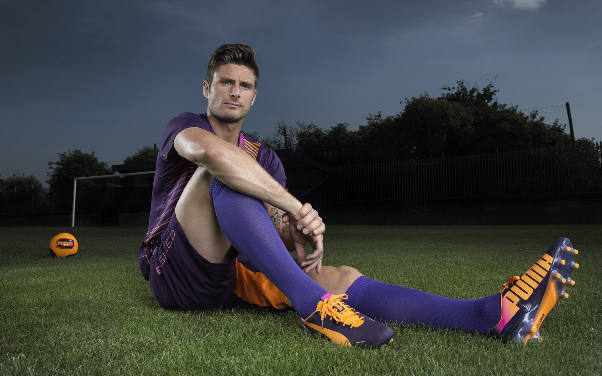 “球员后场秘密：不起眼的训练细节曝光”，后场球发力顺序